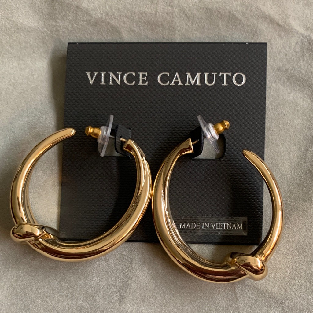 Vince Camuto Gold-Tone Sculpted Earrings 30$